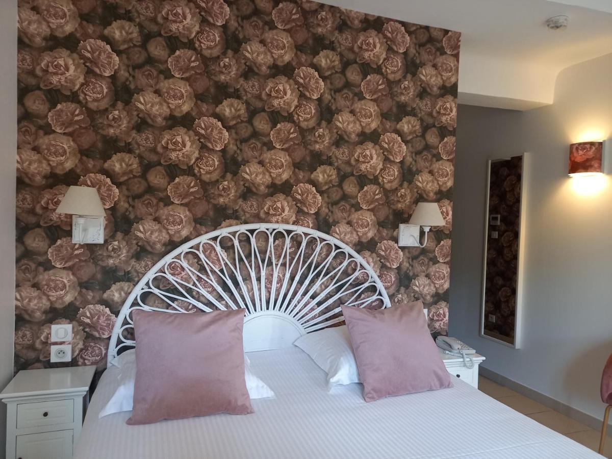 Hotel Restaurant Notre Dame Collobrières 외부 사진