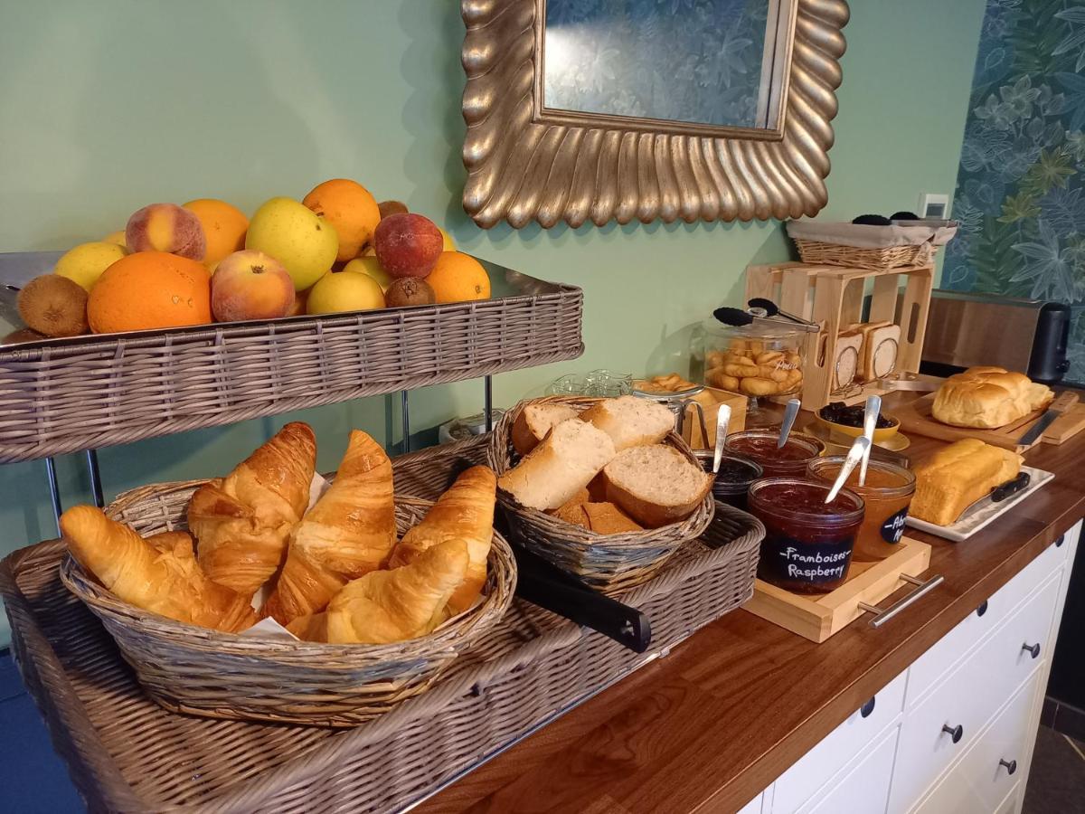 Hotel Restaurant Notre Dame Collobrières 외부 사진