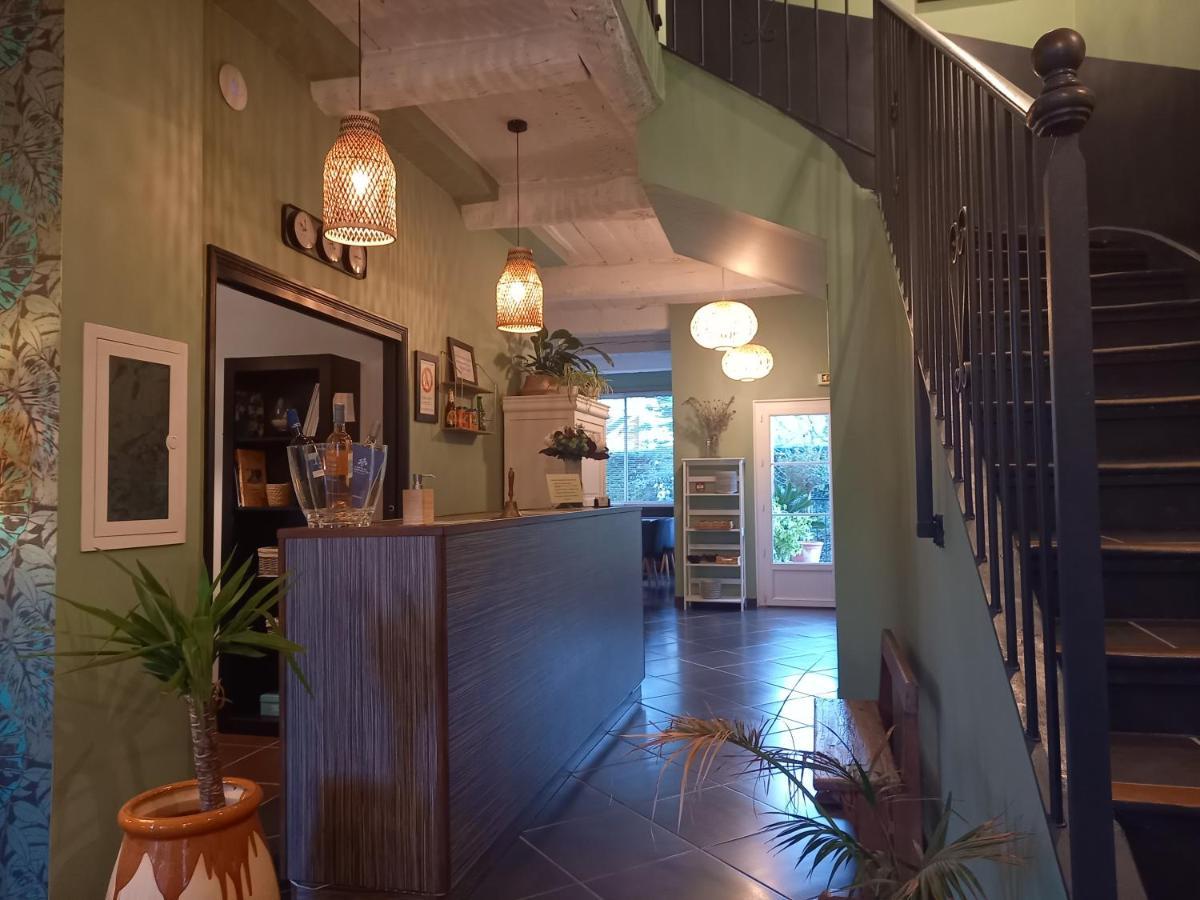 Hotel Restaurant Notre Dame Collobrières 외부 사진