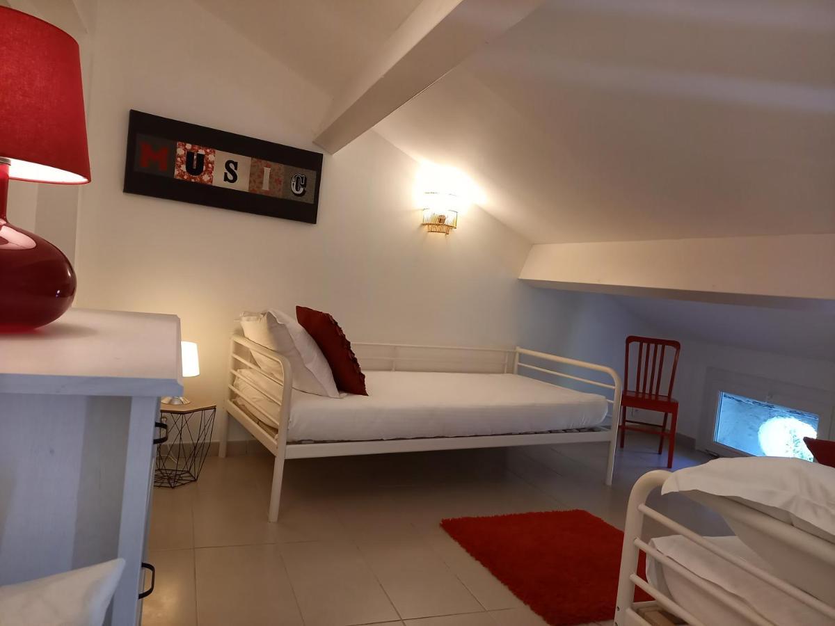 Hotel Restaurant Notre Dame Collobrières 외부 사진