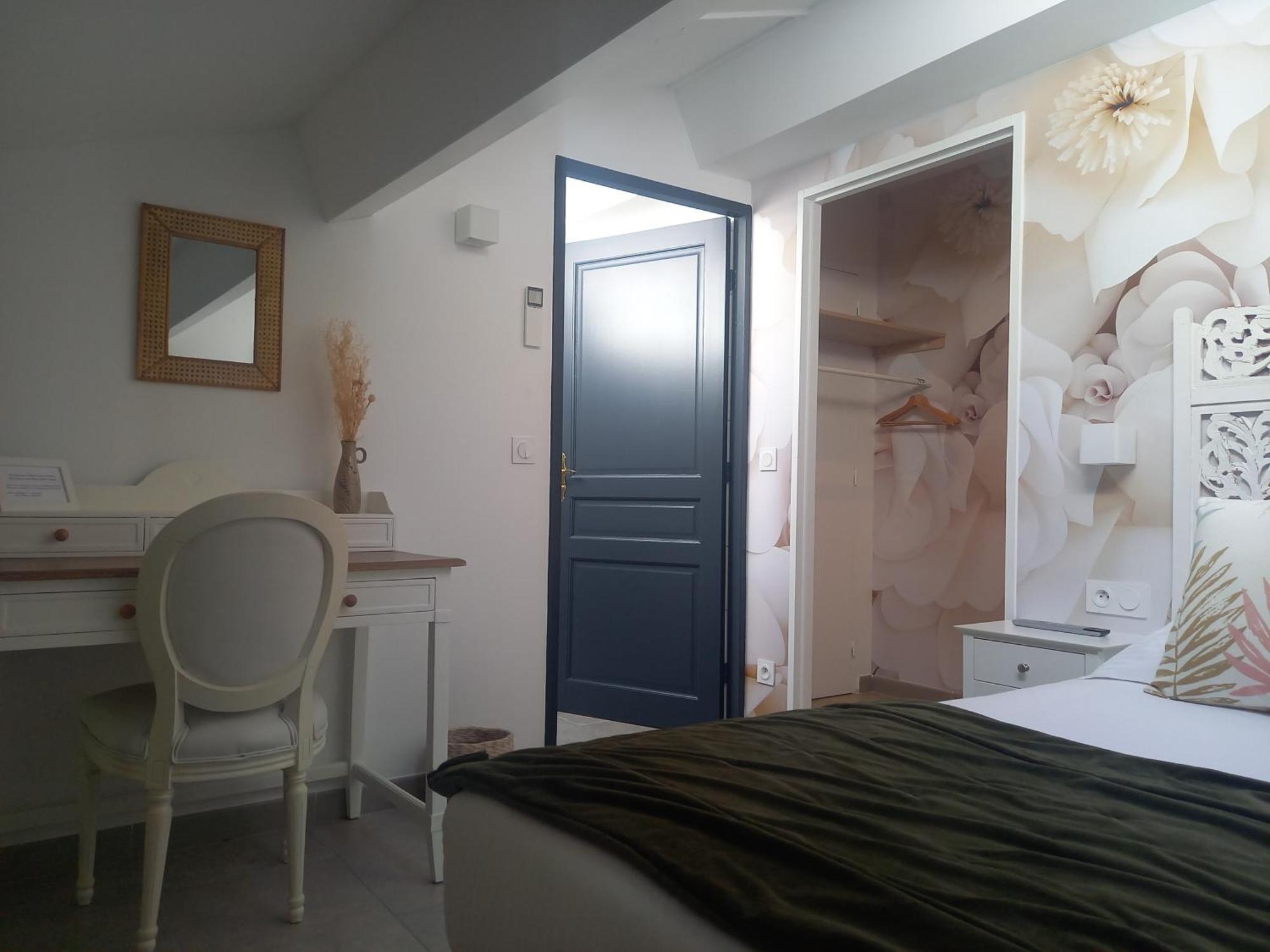Hotel Restaurant Notre Dame Collobrières 외부 사진
